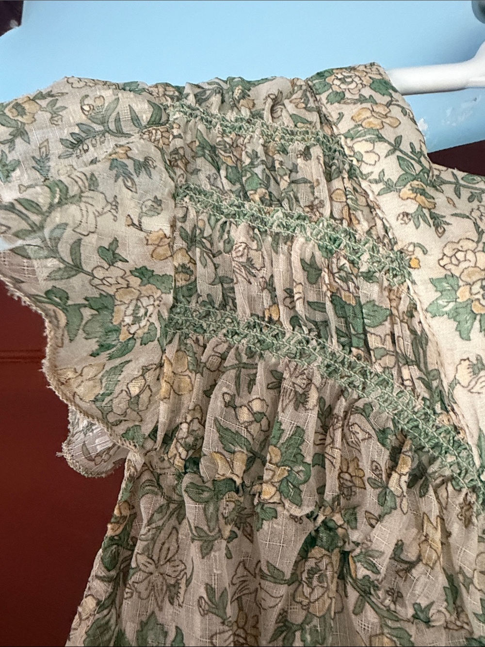 Bohemela Floral Lace Trim Sleeveless Blouse in Cream and Green NWT - Picture 4 of 7